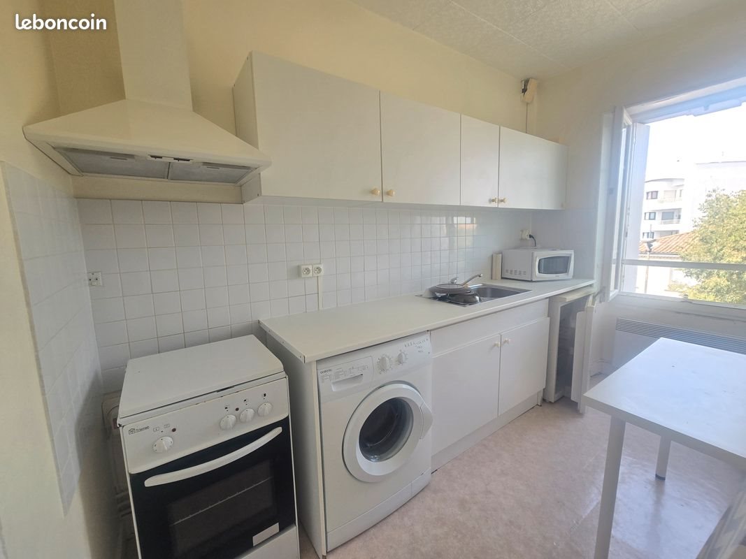 Appartement à louer, 40m², Niort