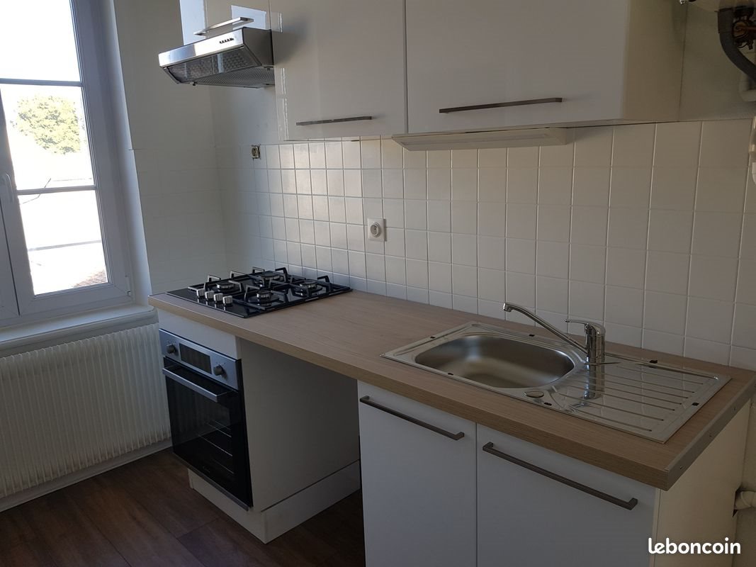 Appartement à louer, 70m², Moulins