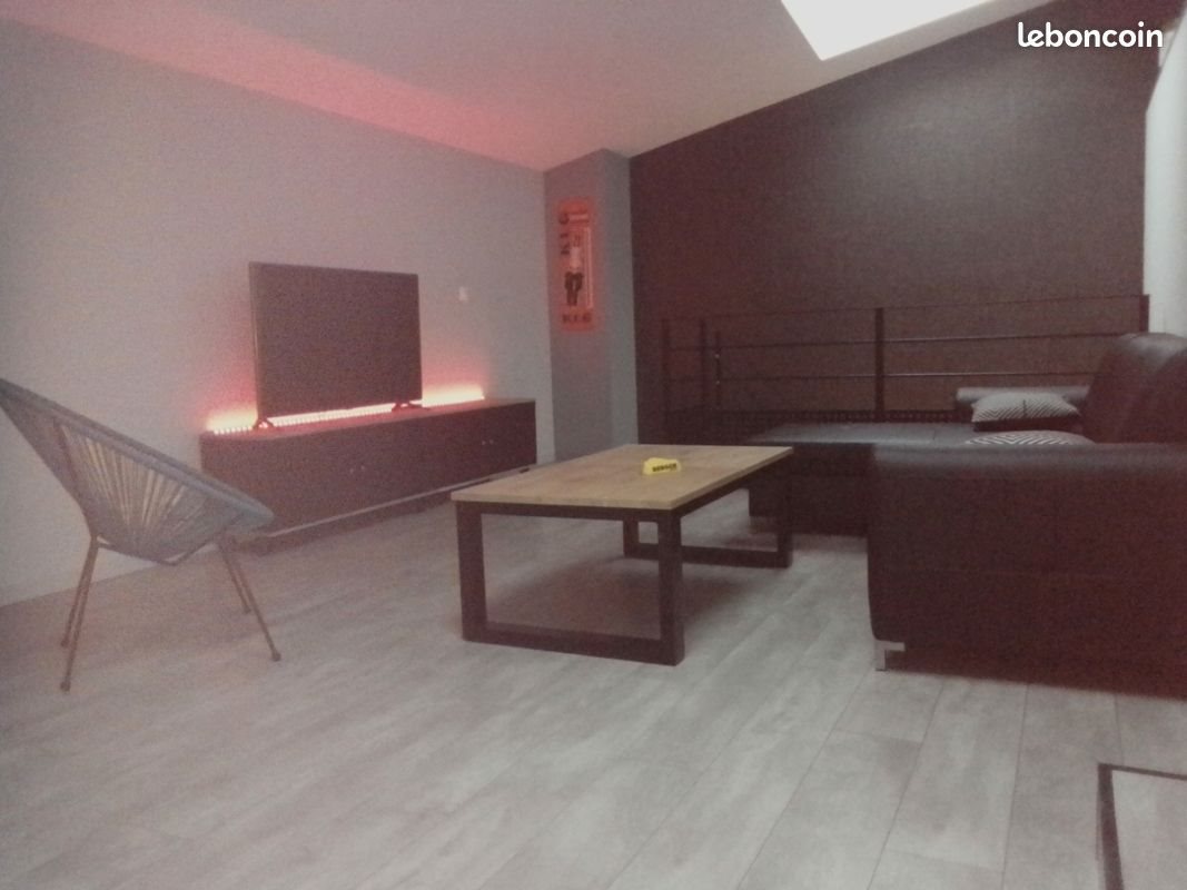 Maison à louer, 110m², Trémentines