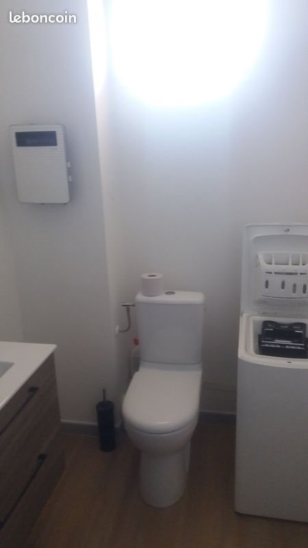 Appartement à louer, 25m², Saint-Genis-Laval