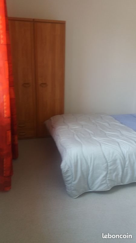 Appartement à louer, 25m², Saint-Genis-Laval