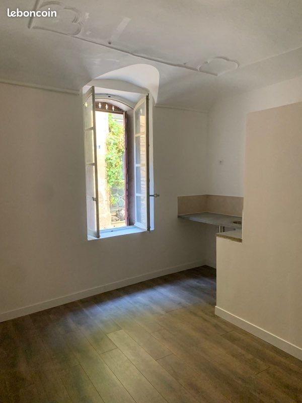 Appartement à louer, 17m², Pont-Saint-Esprit