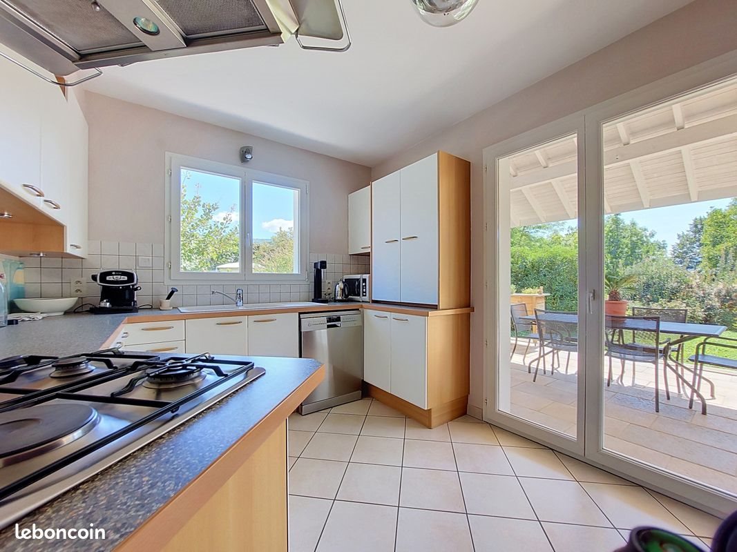 Maison à vendre, 145m², Chapeiry
