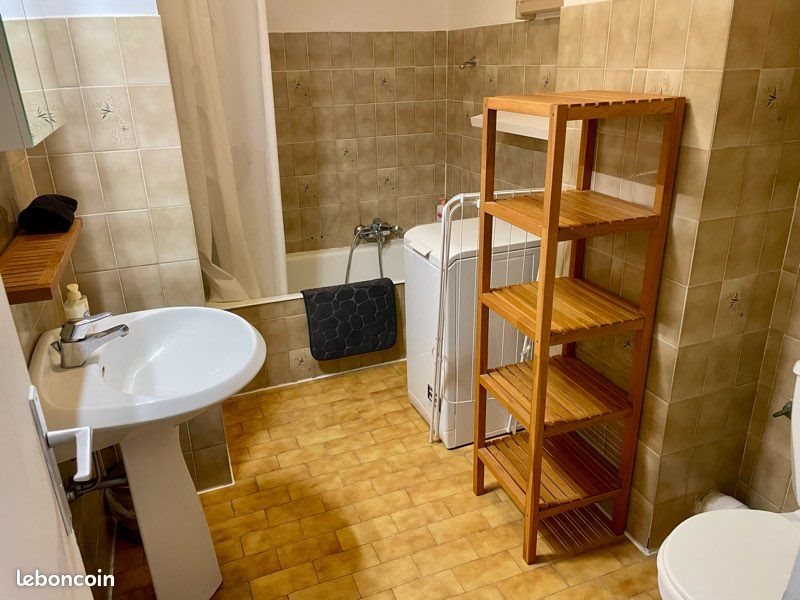 Appartement à louer, 27m², Saint-Laurent-du-Var
