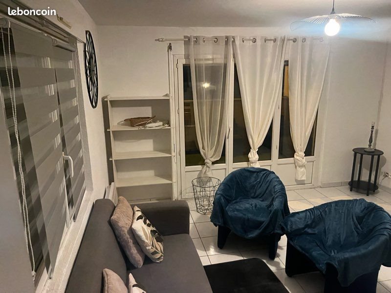 Appartement à louer, 40m², Castelginest
