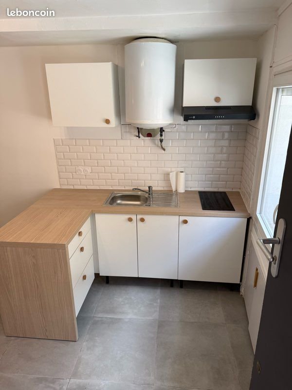 Appartement à louer, 27m², Pia