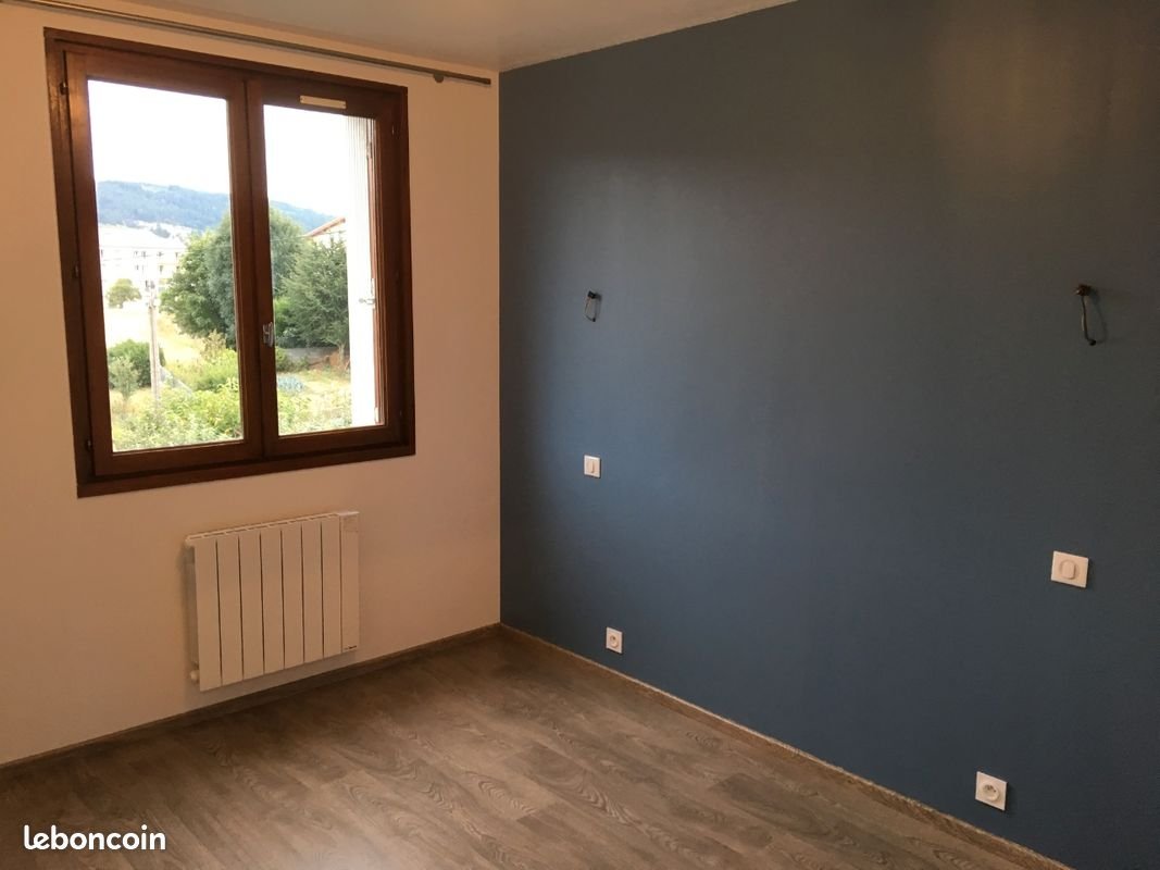 Appartement à louer, 47m², Langogne