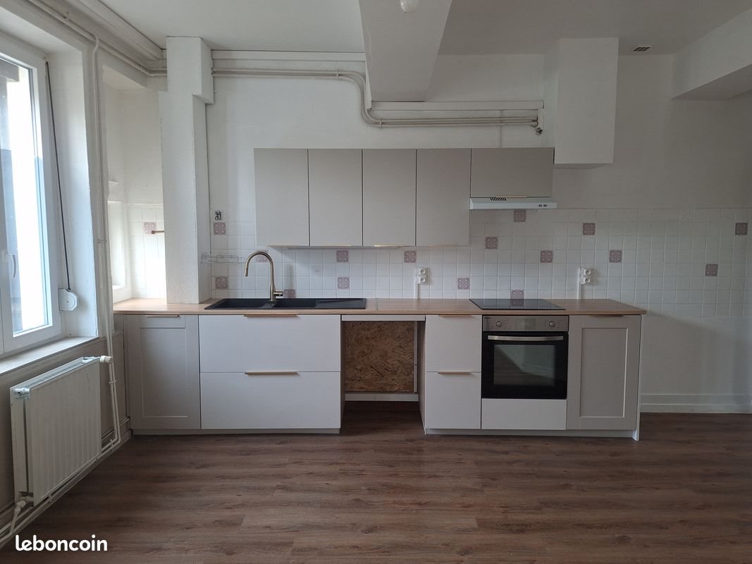 Maison à louer, 118m², Poix-Terron