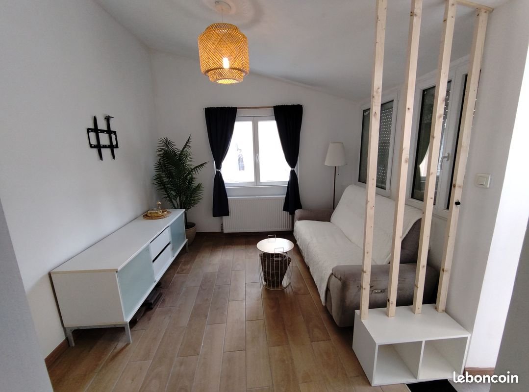 Maison à louer, 49m², La Monnerie-le-Montel