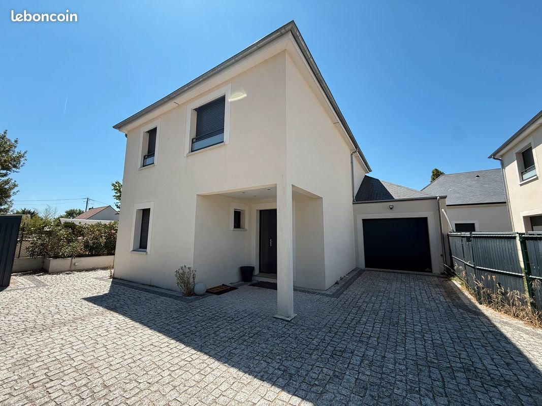 Maison à louer, 135m², Sandillon