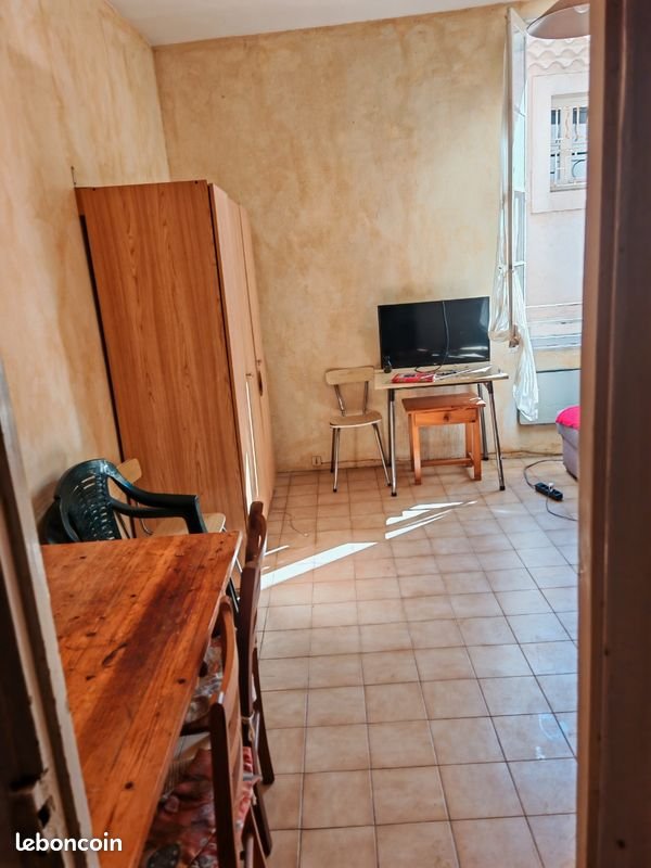 Appartement à louer, 25m², Carpentras