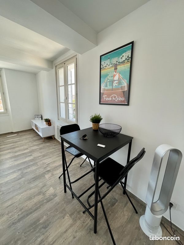 Appartement à louer, 23m², Toulon
