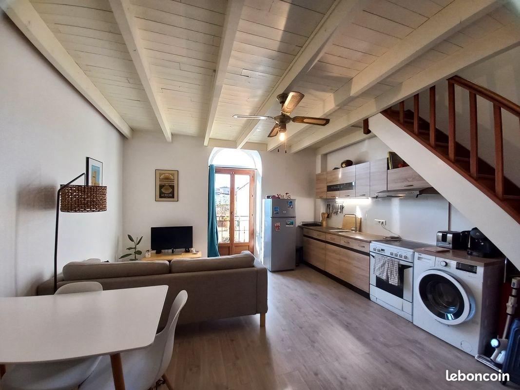 Appartement à louer, 351m², Anse