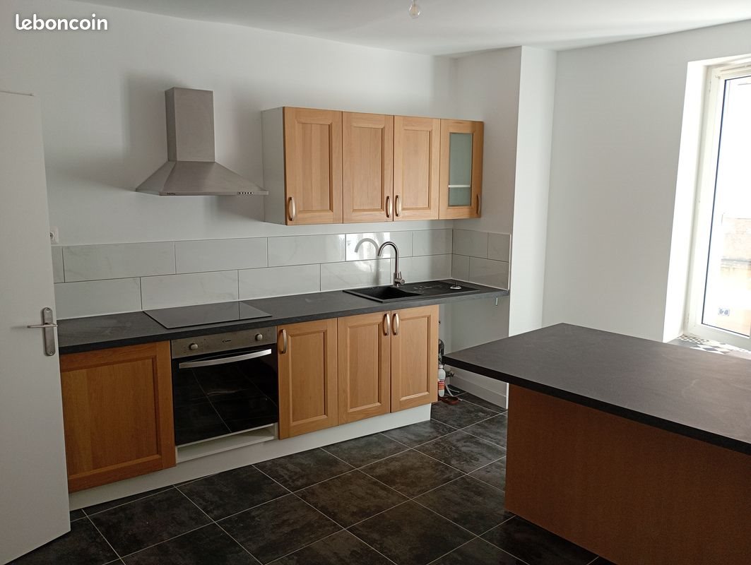 Appartement à louer, 77m², Beaupréau