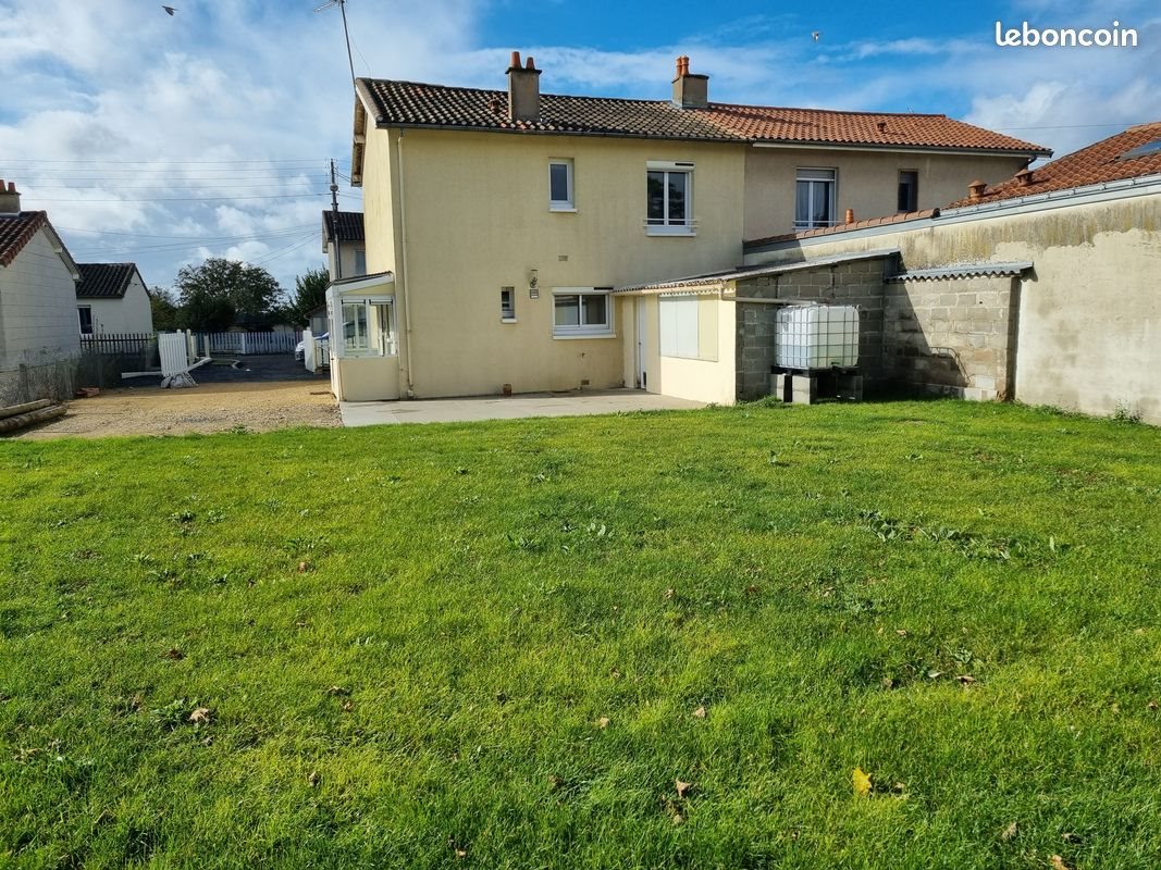 Maison à louer, 80m², Loudun