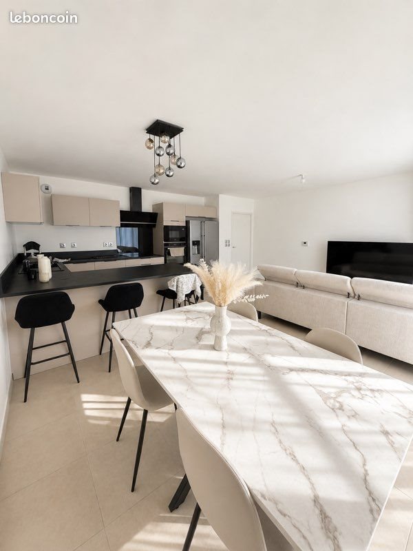 Appartement à vendre, 72m², Montluel