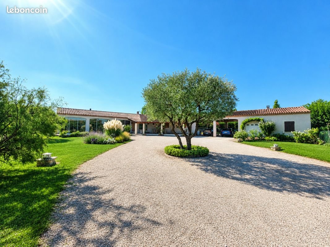 Maison à vendre, 273m², Mazan