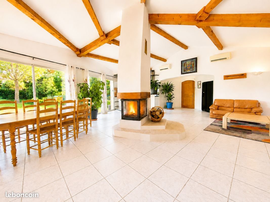 Maison à vendre, 273m², Mazan