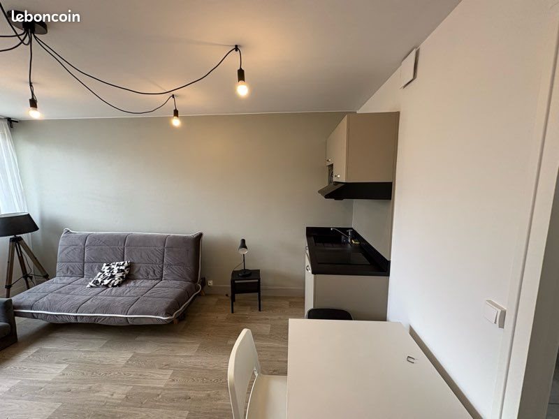 Appartement à louer, 24m², Niort
