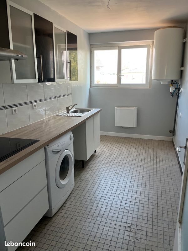 Appartement à louer, 75m², Ussel