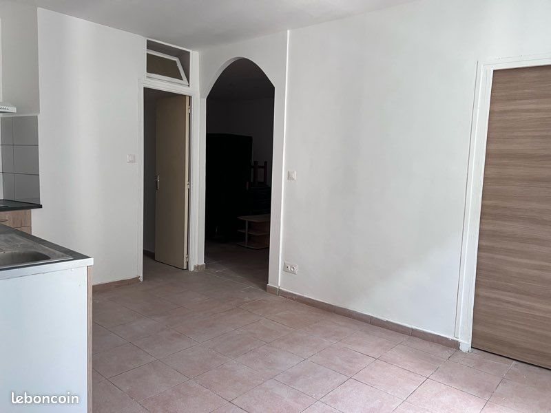 Appartement à louer, 38m², Alès