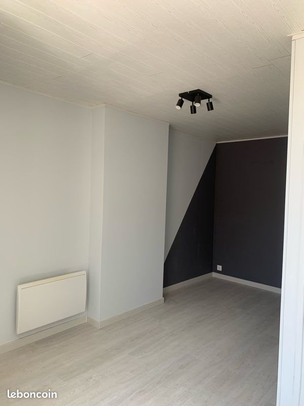 Maison à louer, 32m², Saint-Germain-Lembron