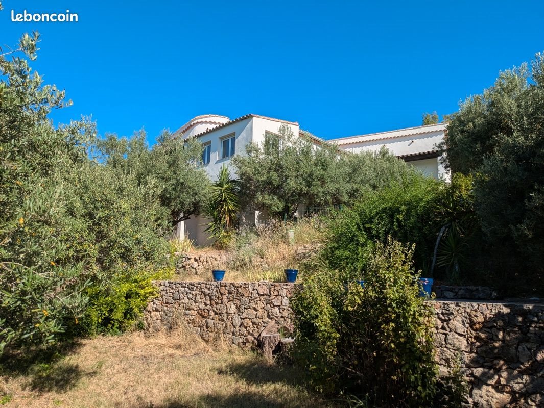 Maison à vendre, 239m², Draguignan