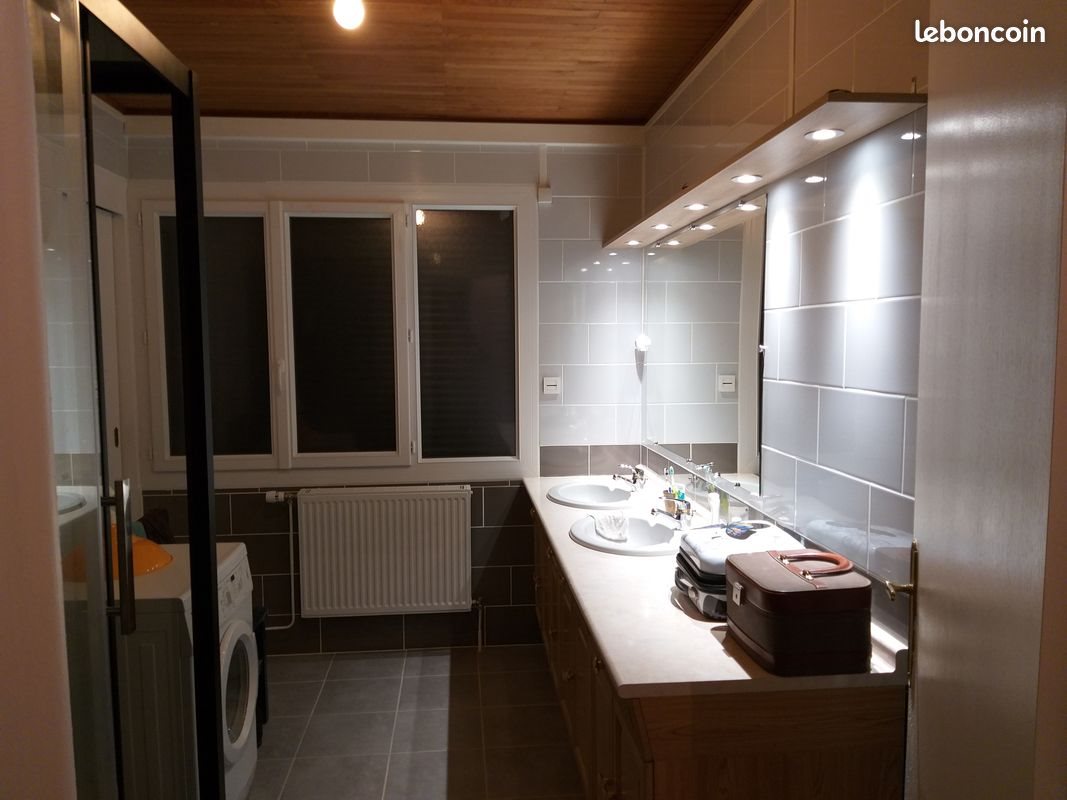 Appartement à louer, 73m², Allevard