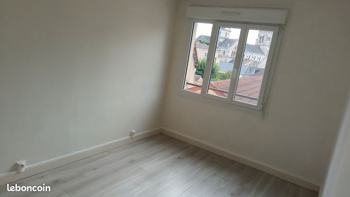 Appartement à louer, 47m², Châteauroux