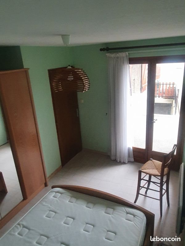 Appartement à louer, 64m², Saint-Avre