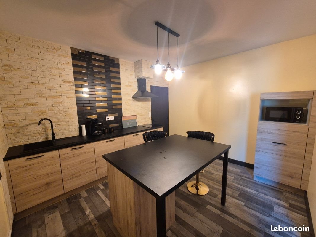 Maison à louer, 70m², Thiviers