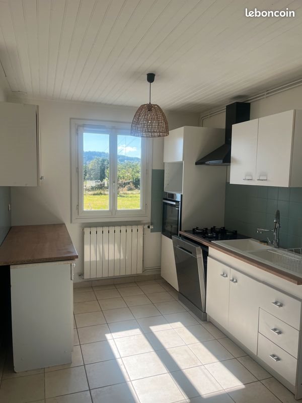 Maison à louer, 60m², Rozier-en-Donzy