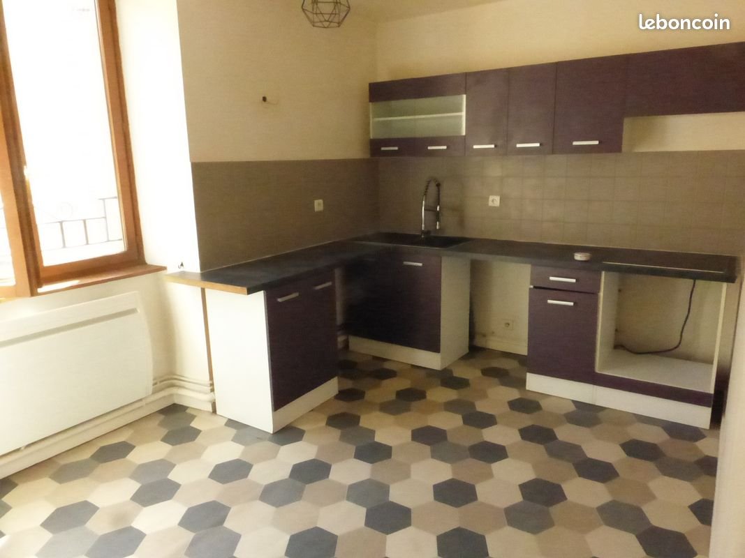 Appartement à louer, 30m², Issoire