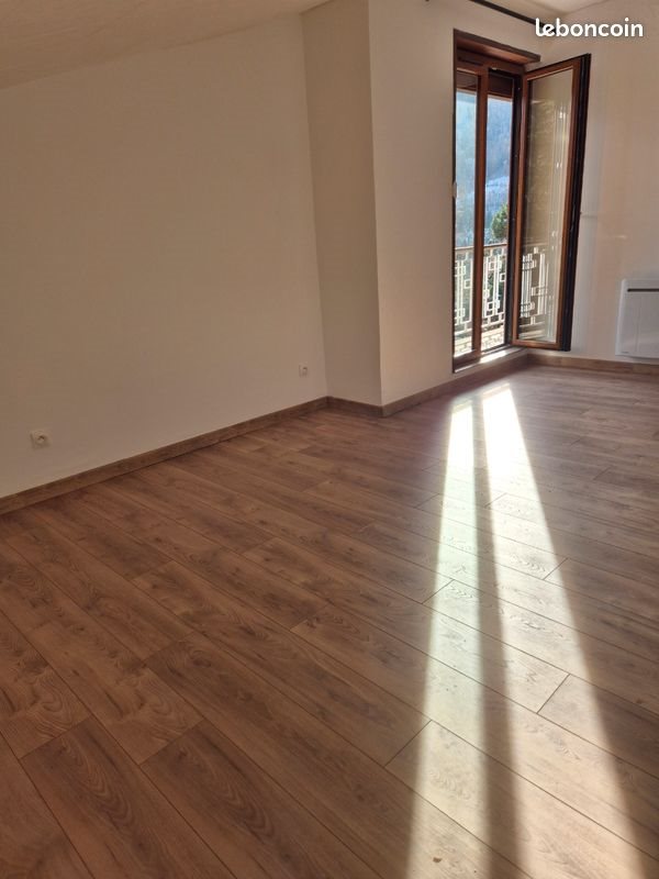 Appartement à louer, 73m², Saint-Chaffrey