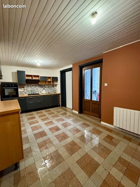 Appartement à louer, 68m², La Pacaudière