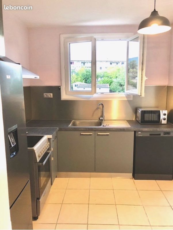 Appartement à louer, 57m², Privas