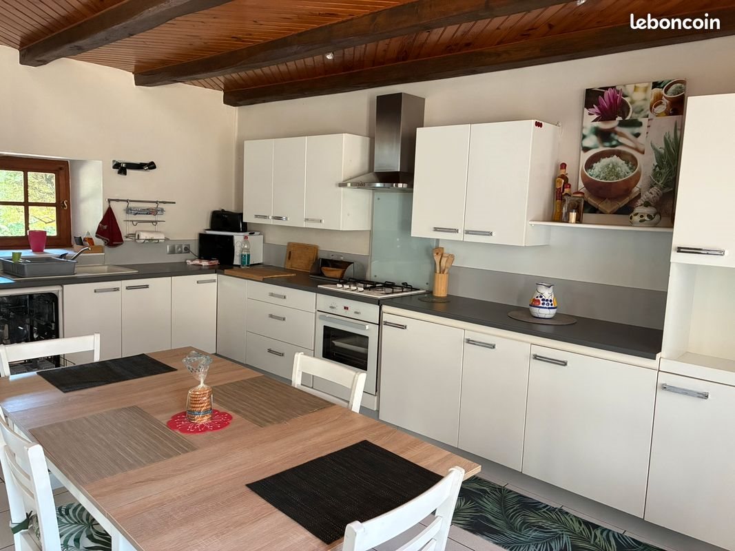Maison à louer, 90m², Cléguer