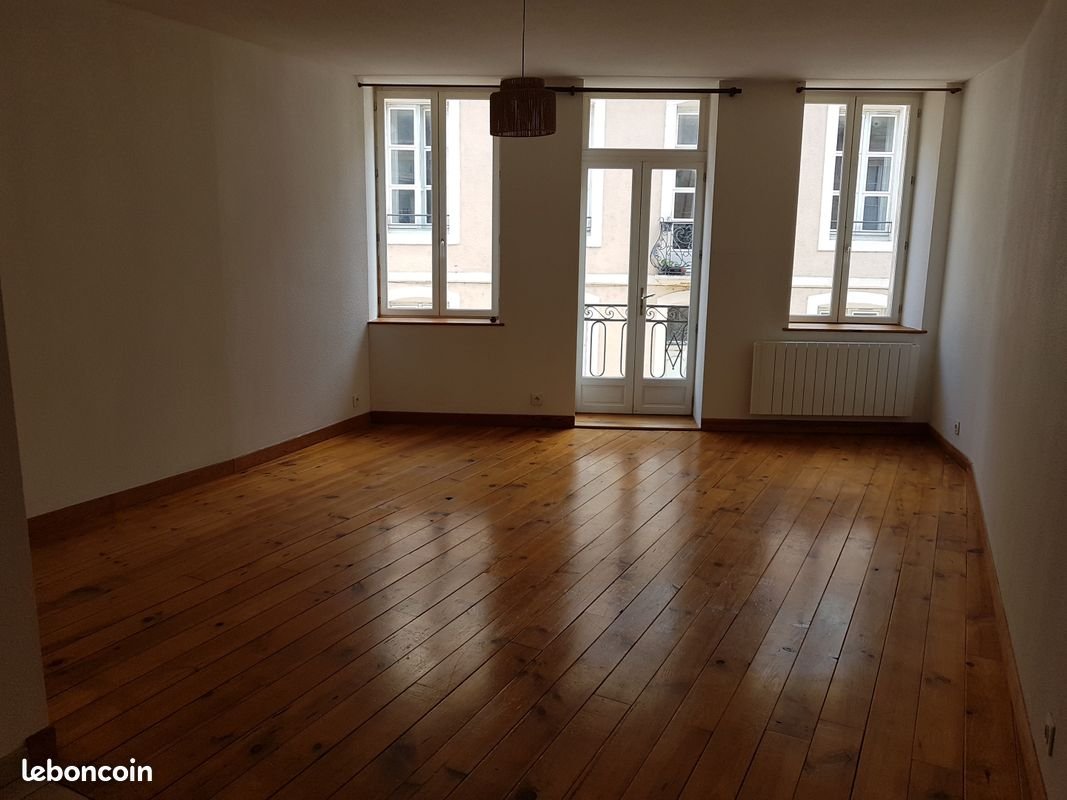 Appartement à louer, 56m², Autun