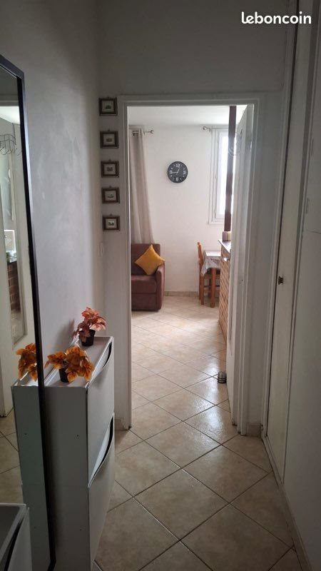 Appartement à louer, 29m², Fontenay-le-Fleury