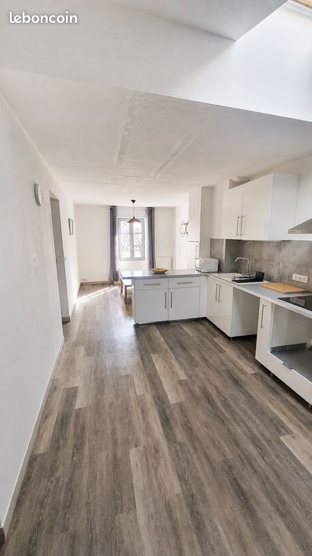Appartement à louer, 48m², Rions