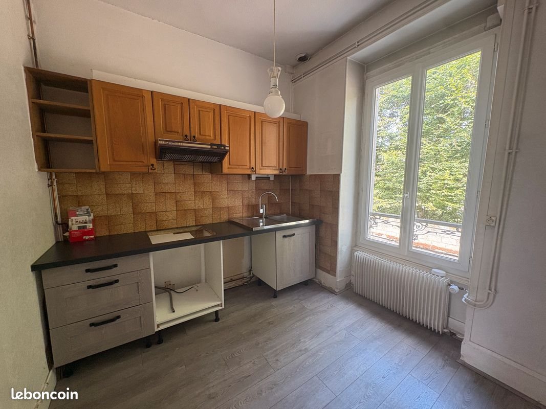 Appartement à louer, 58m², Lons-le-Saunier