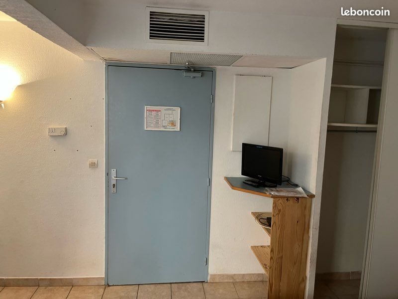 Appartement à louer, 16m², Sète