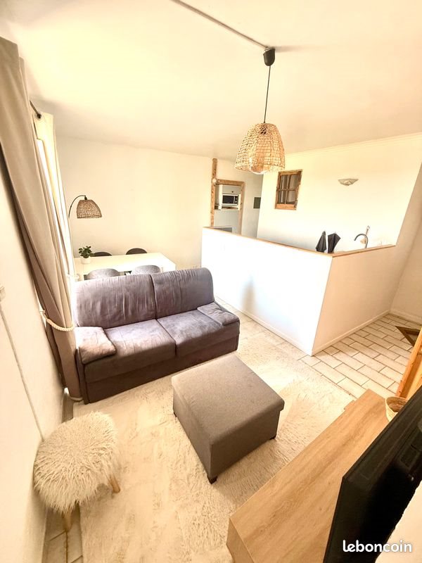 Appartement à louer, 70m², Vézénobres