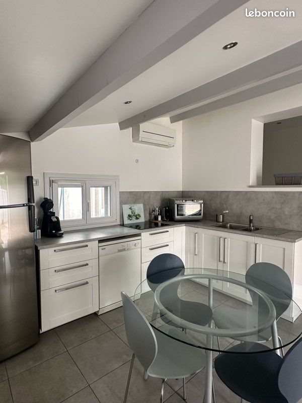 Maison à louer, 35m², Ceyreste