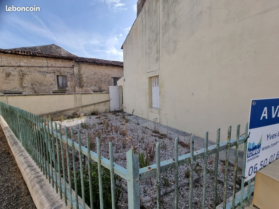 Maison à vendre, 110m², Matha