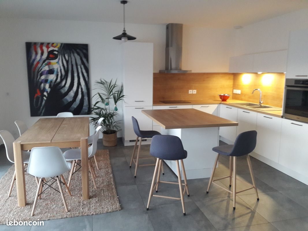 Appartement à louer, 82m², Saint-Alban-Leysse