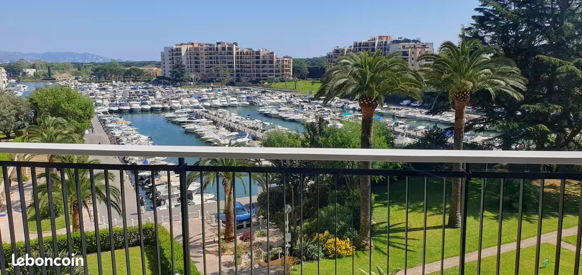 Appartement à louer, 52m², Mandelieu-la-Napoule