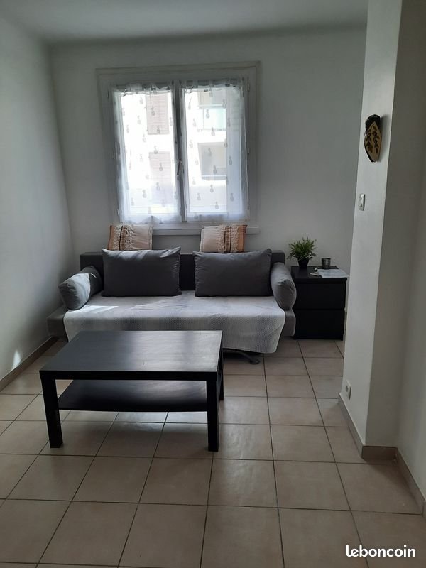 Appartement à louer, 38m², Marseille 5ème