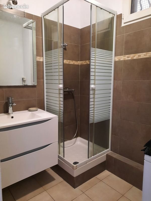 Appartement à louer, 38m², Marseille 5ème