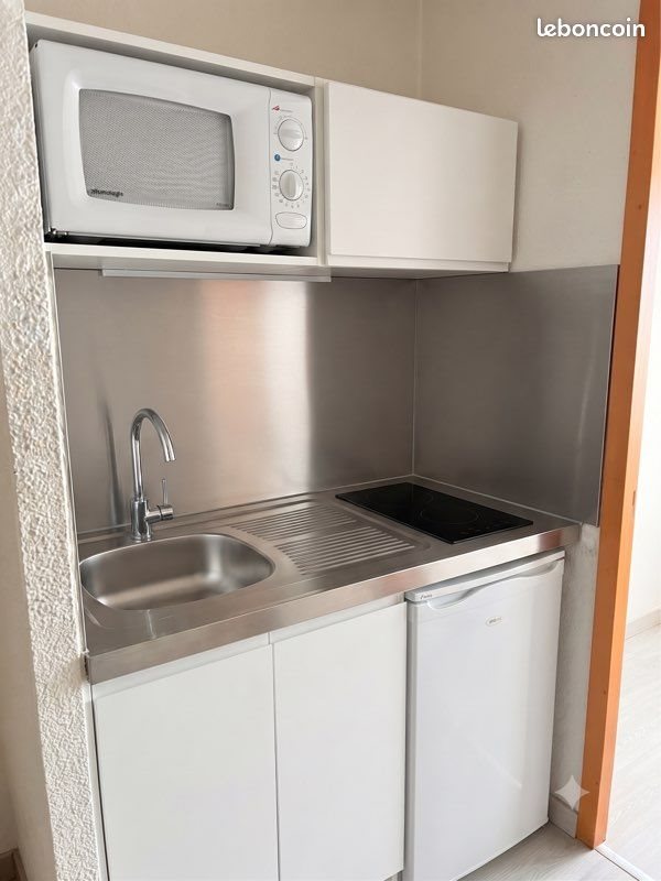 Appartement à louer, 20m², Nîmes